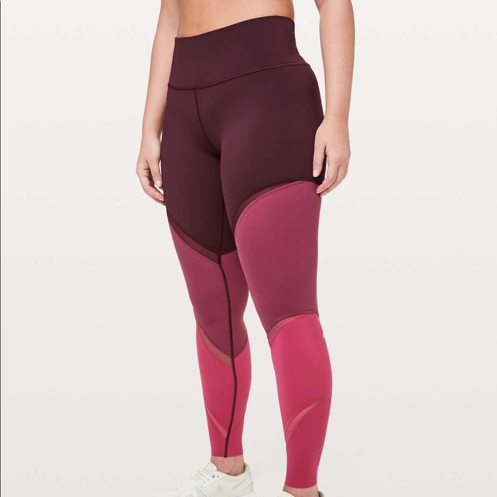 Lululemon Colour Me Ombre Tight *28"
Dark Adobe / Blush Berry / Violet Red